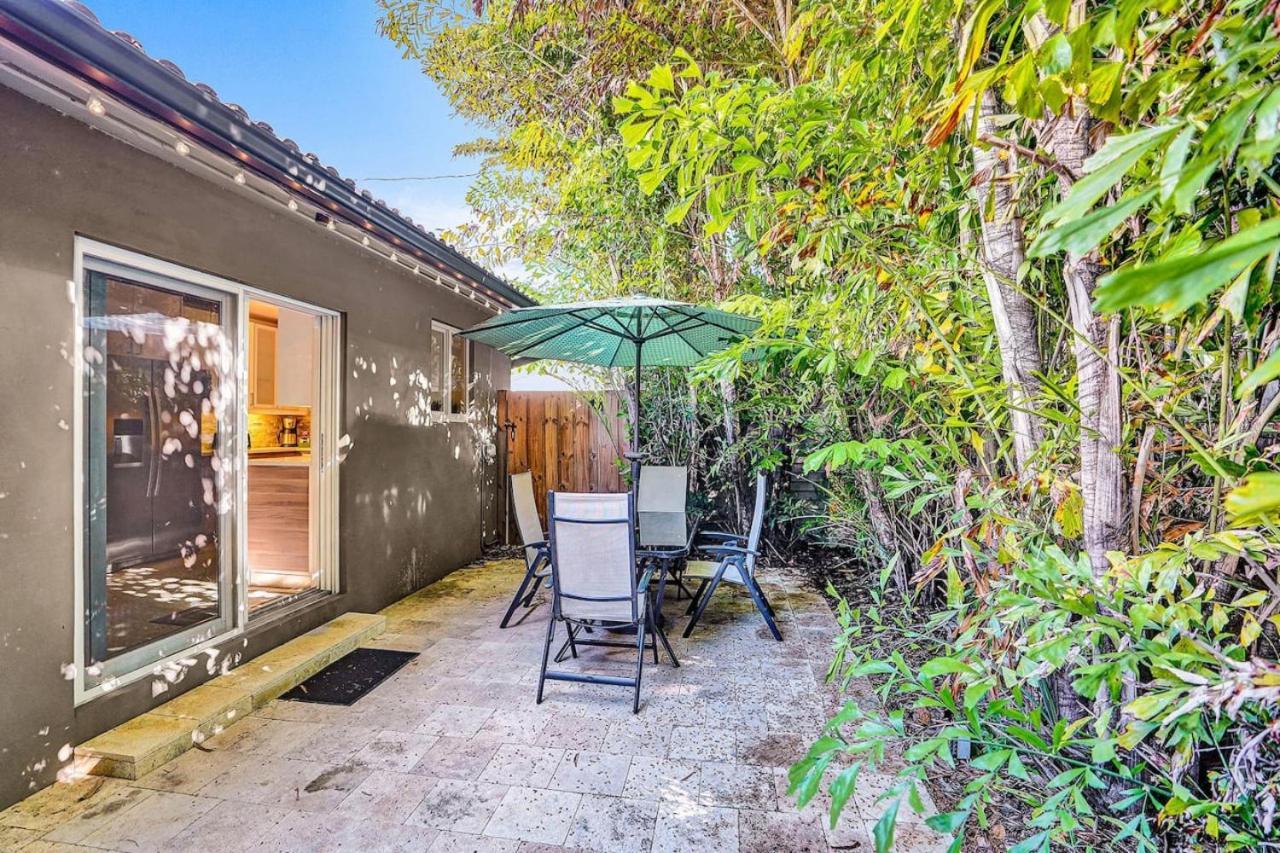 3bed 2bath With Pool, 5 Min. Walk To Food And Fun Fort Lauderdale