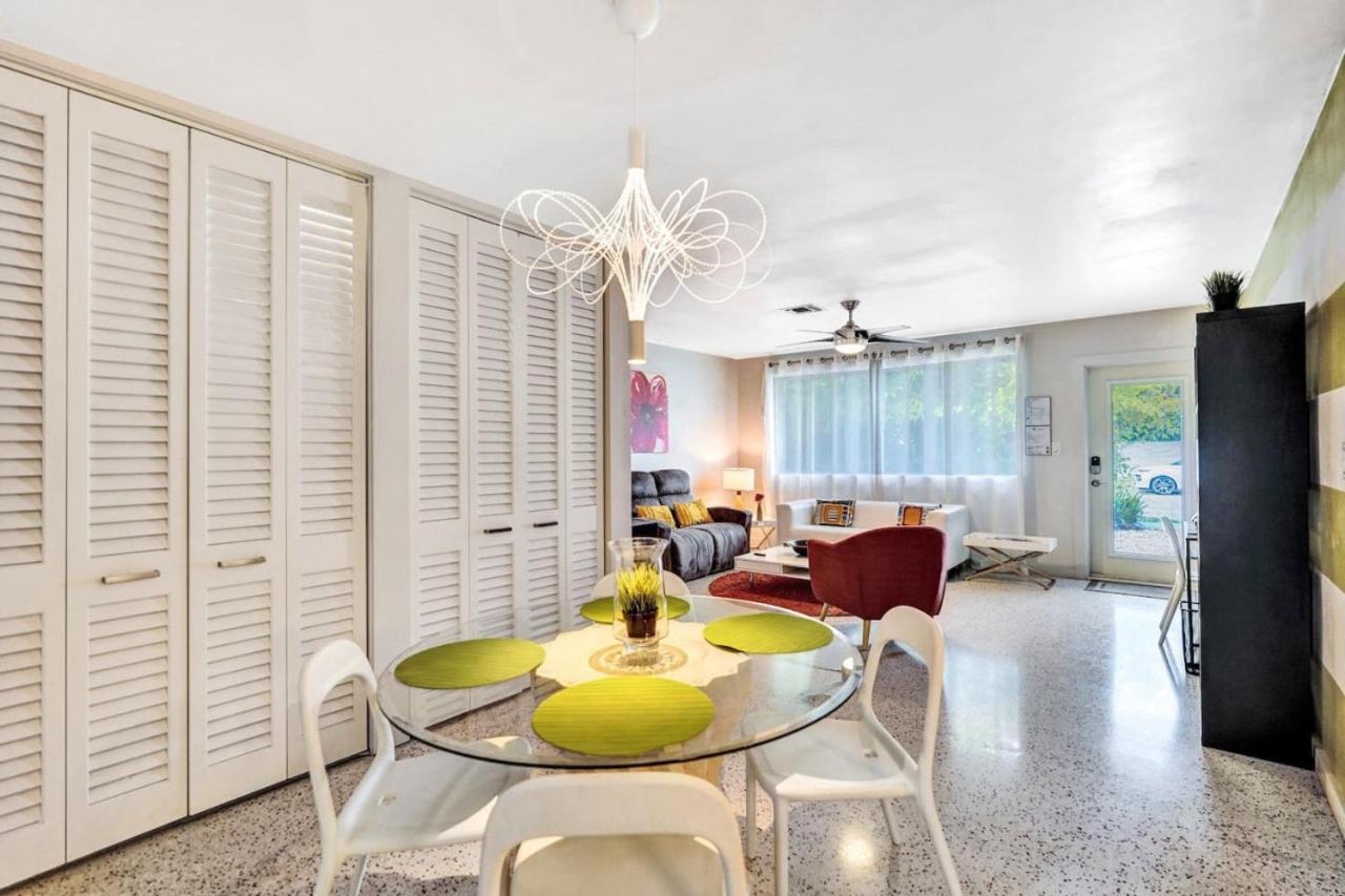 Holiday home 3bed 2bath With Pool, 5 Min. Walk To Food And Fun *