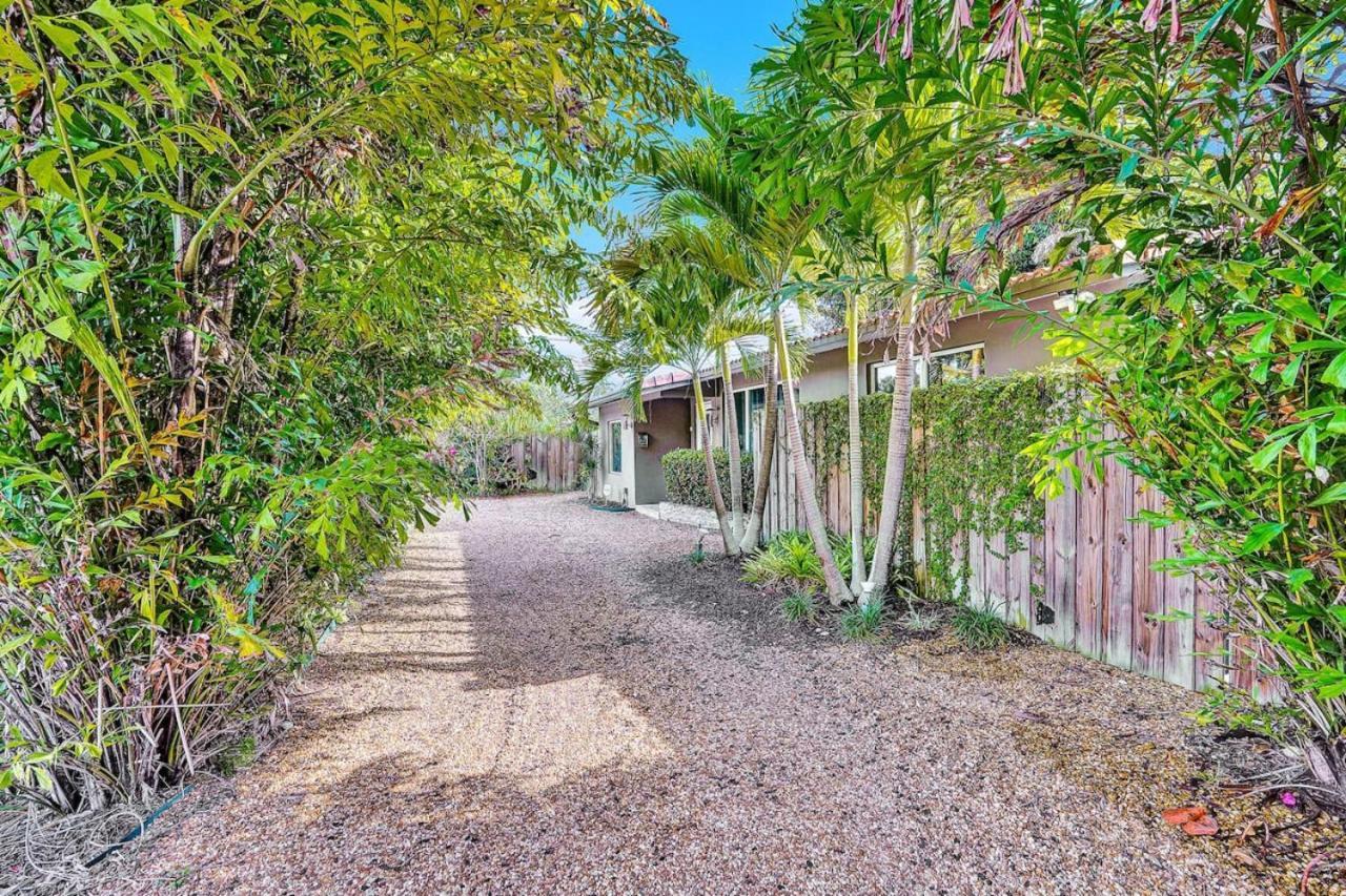 Holiday home 3bed 2bath With Pool, 5 Min. Walk To Food And Fun *