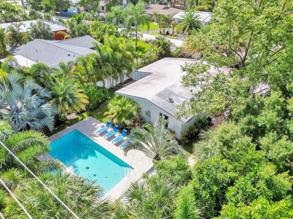 Lush And Quiet Oasis For 7, Pool, Close To Holiday home Fort Lauderdale