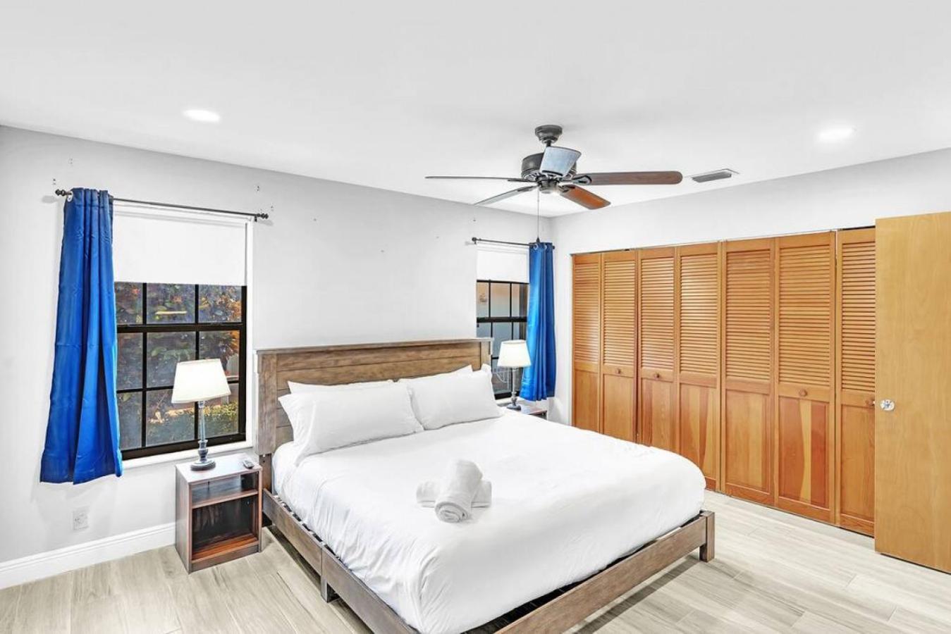 Holiday home Front Unit A Charming 2 Bedroom Olas *