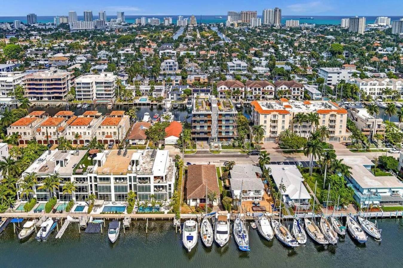 Holiday home Front Unit A Charming 2 Bedroom Olas Fort Lauderdale
