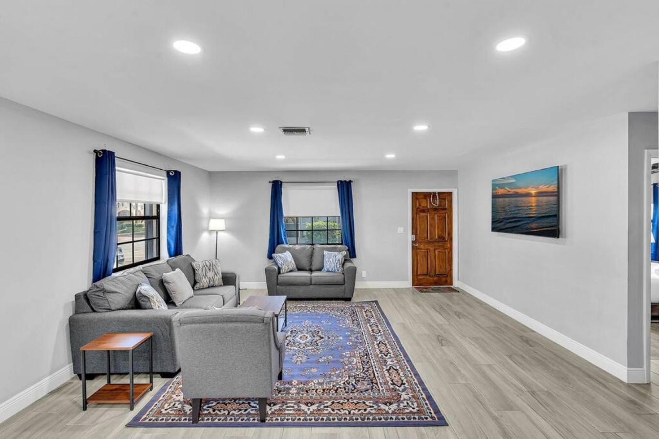 Holiday home Front Unit A Charming 2 Bedroom Olas