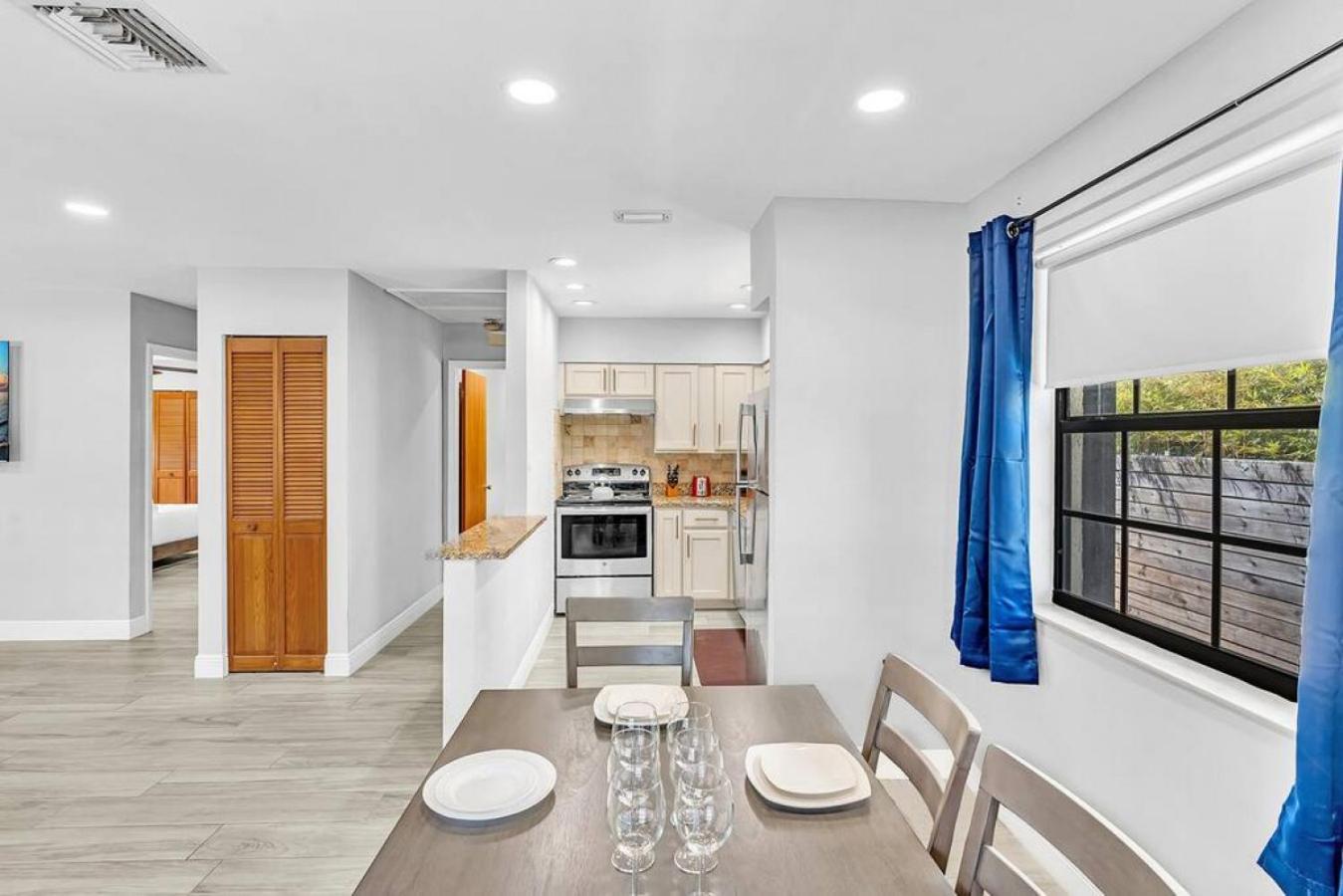 Front Unit A Charming 2 Bedroom Olas Holiday home