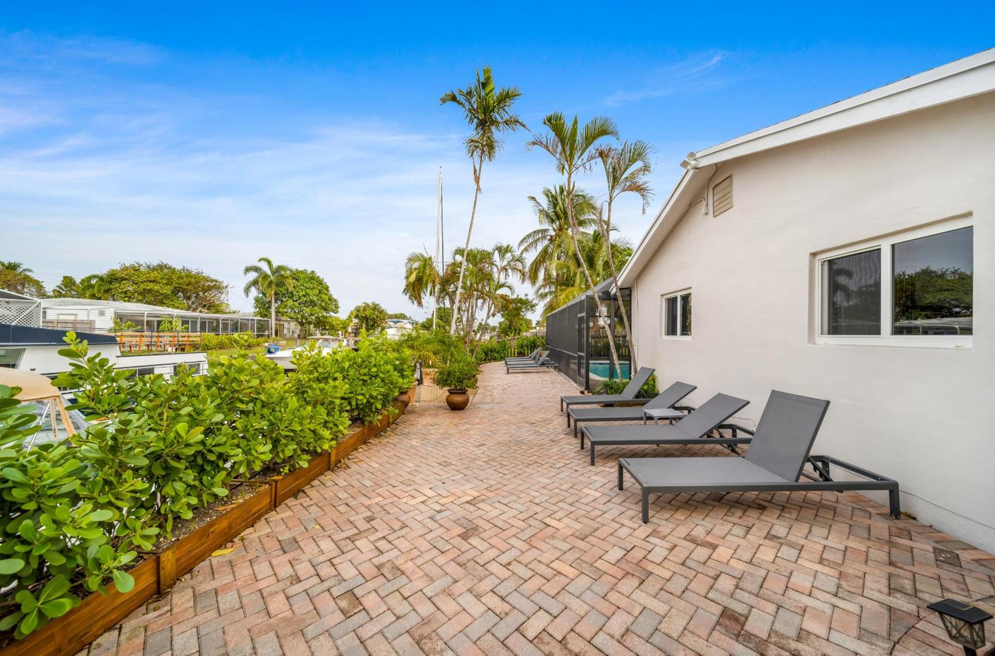 The Boat House - River Harmony Fort Lauderdale