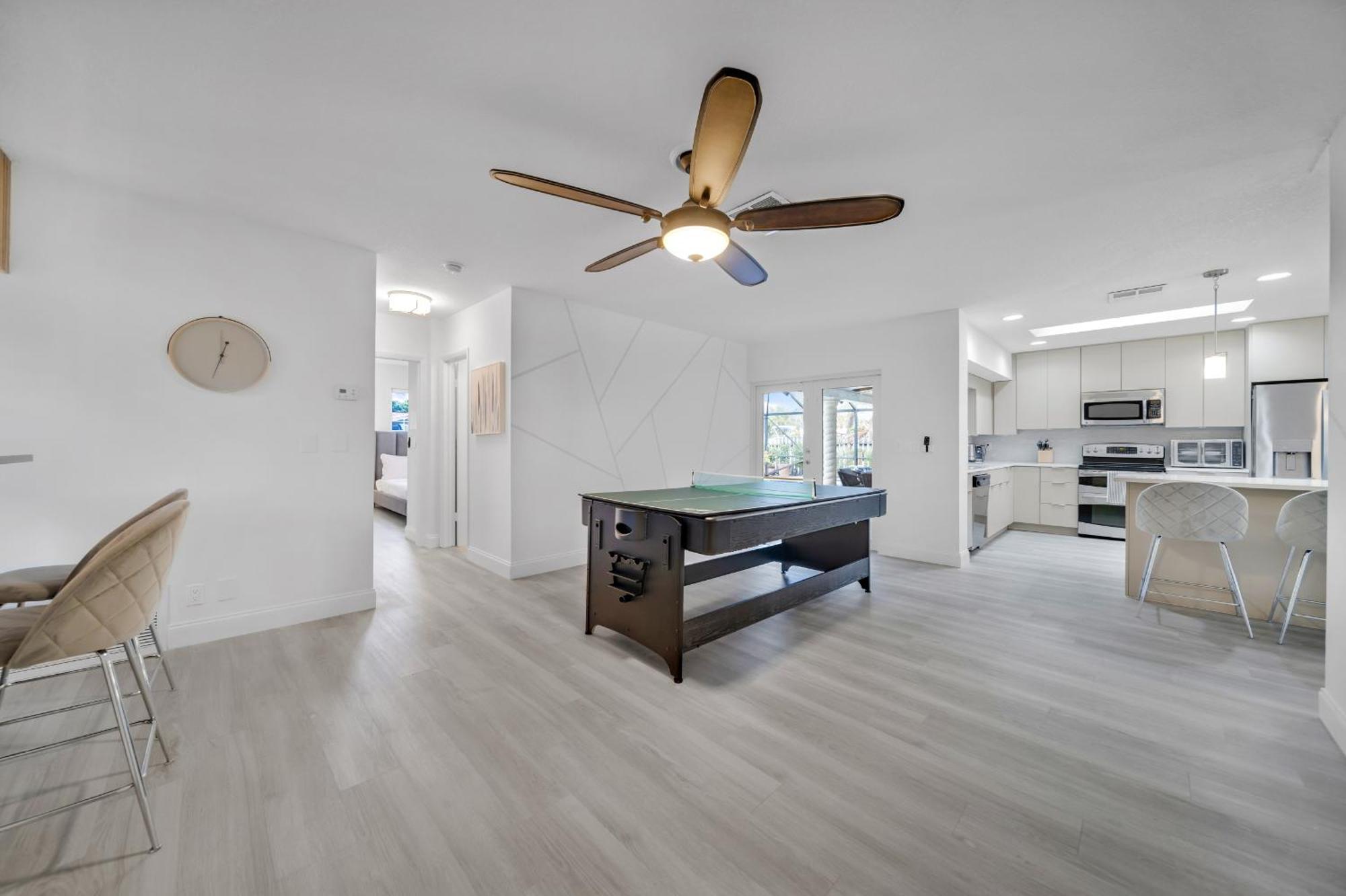 The Boat House - River Harmony Apartment