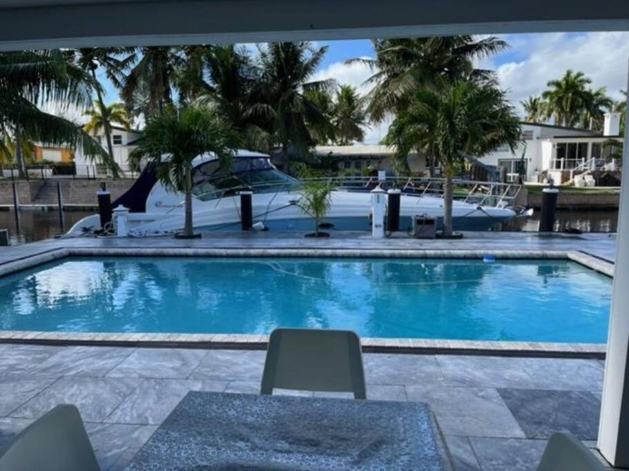 Holiday home Escape To Elegance *