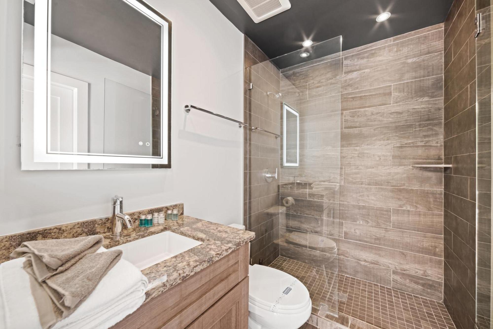 Indulgent Tranquility At Luxurious Retreat Fort Lauderdale