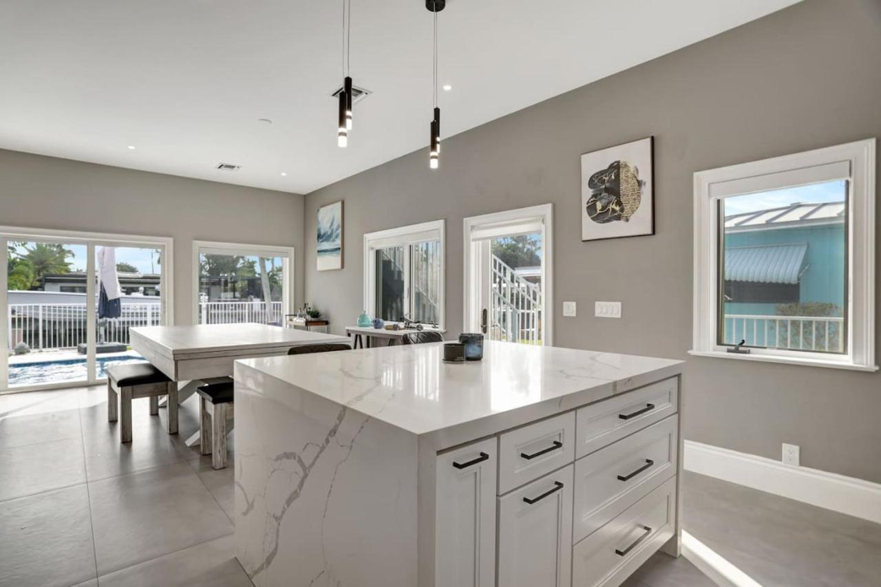 3br Waterfront With Heated Pool And Fort Lauderdale