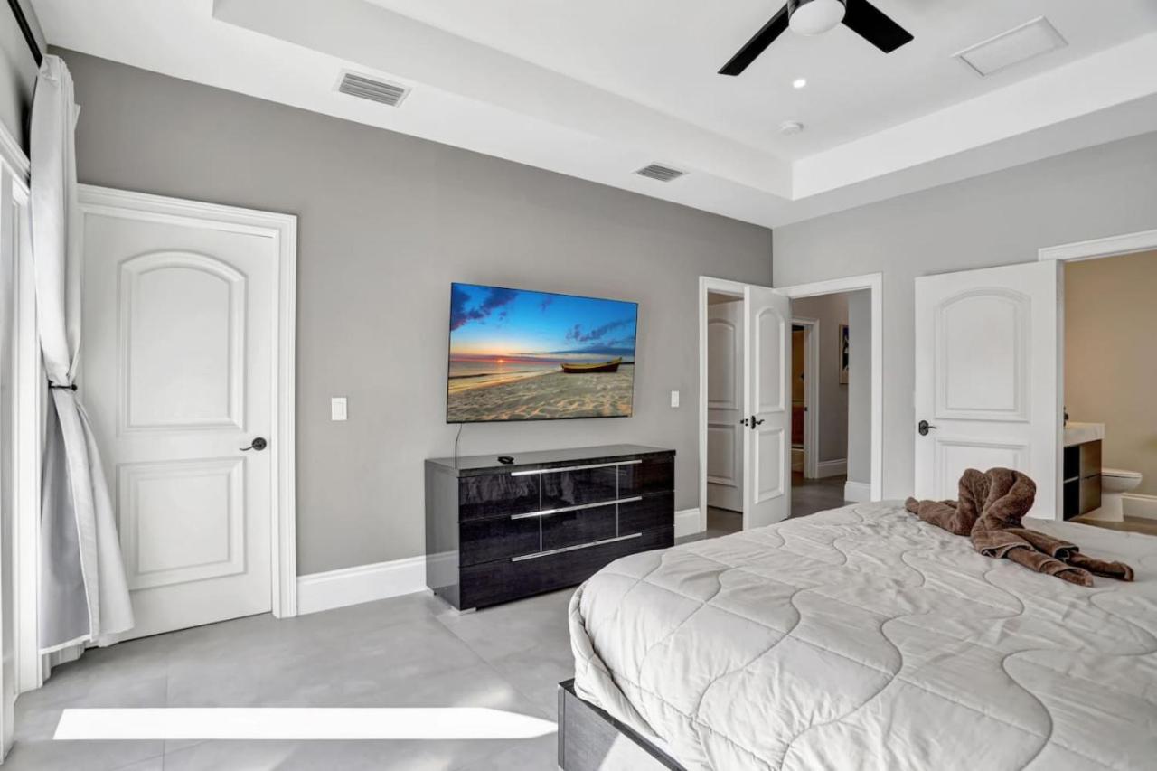 3br Waterfront With Heated Pool And Fort Lauderdale