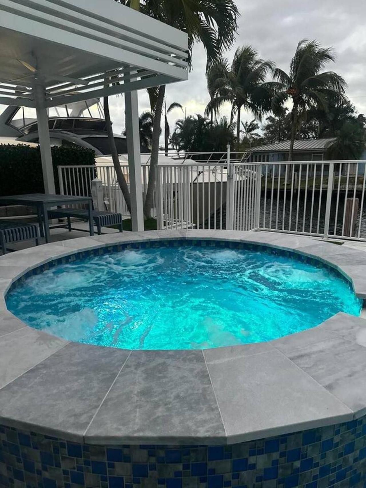 Holiday home 3br Waterfront With Heated Pool And Fort Lauderdale