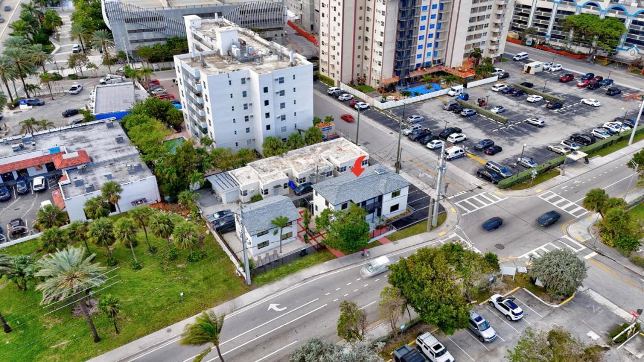 2 Combo - Walk To Off Olas 1ab Apartment *