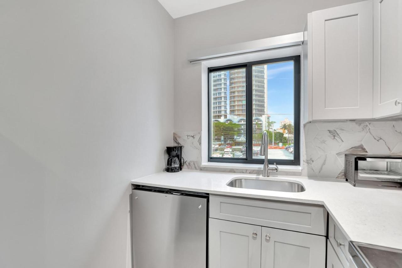 Apartment 2 Combo - Walk To Off Olas 1ab