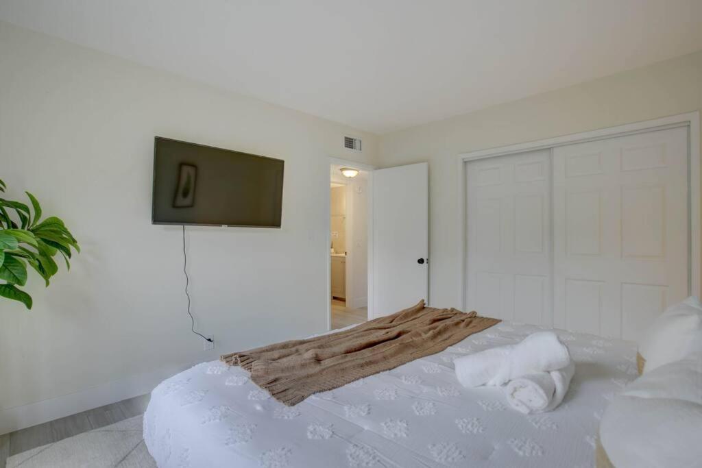 2br Cozy Fll Retreat! Apartment Fort Lauderdale