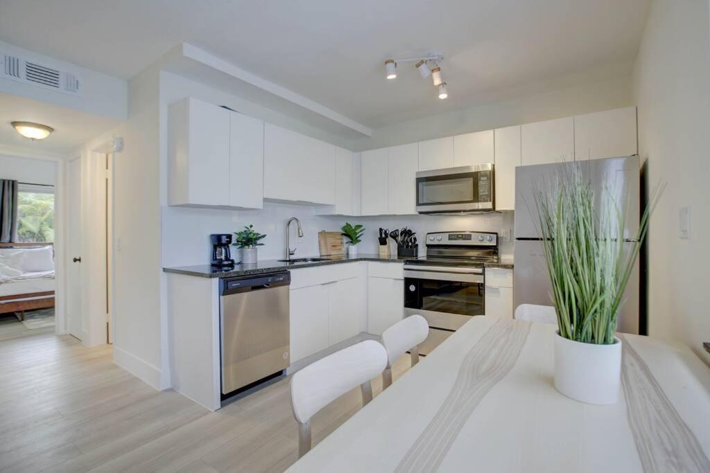 2br Cozy Fll Retreat! Apartment