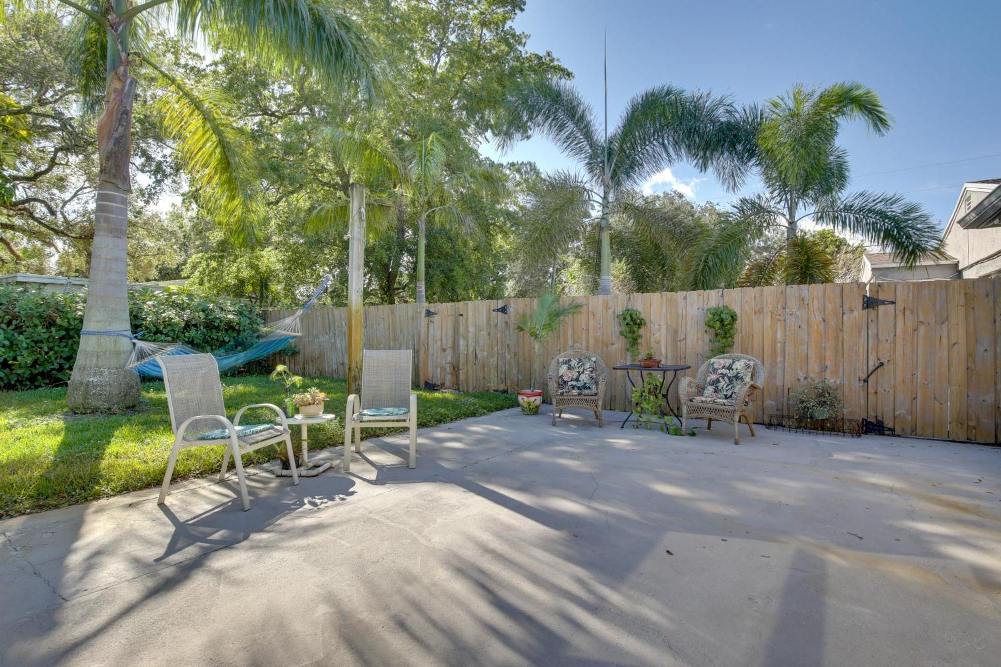 Lauderdale With Pool 3 Mi To Dtwn! Holiday home Fort Lauderdale