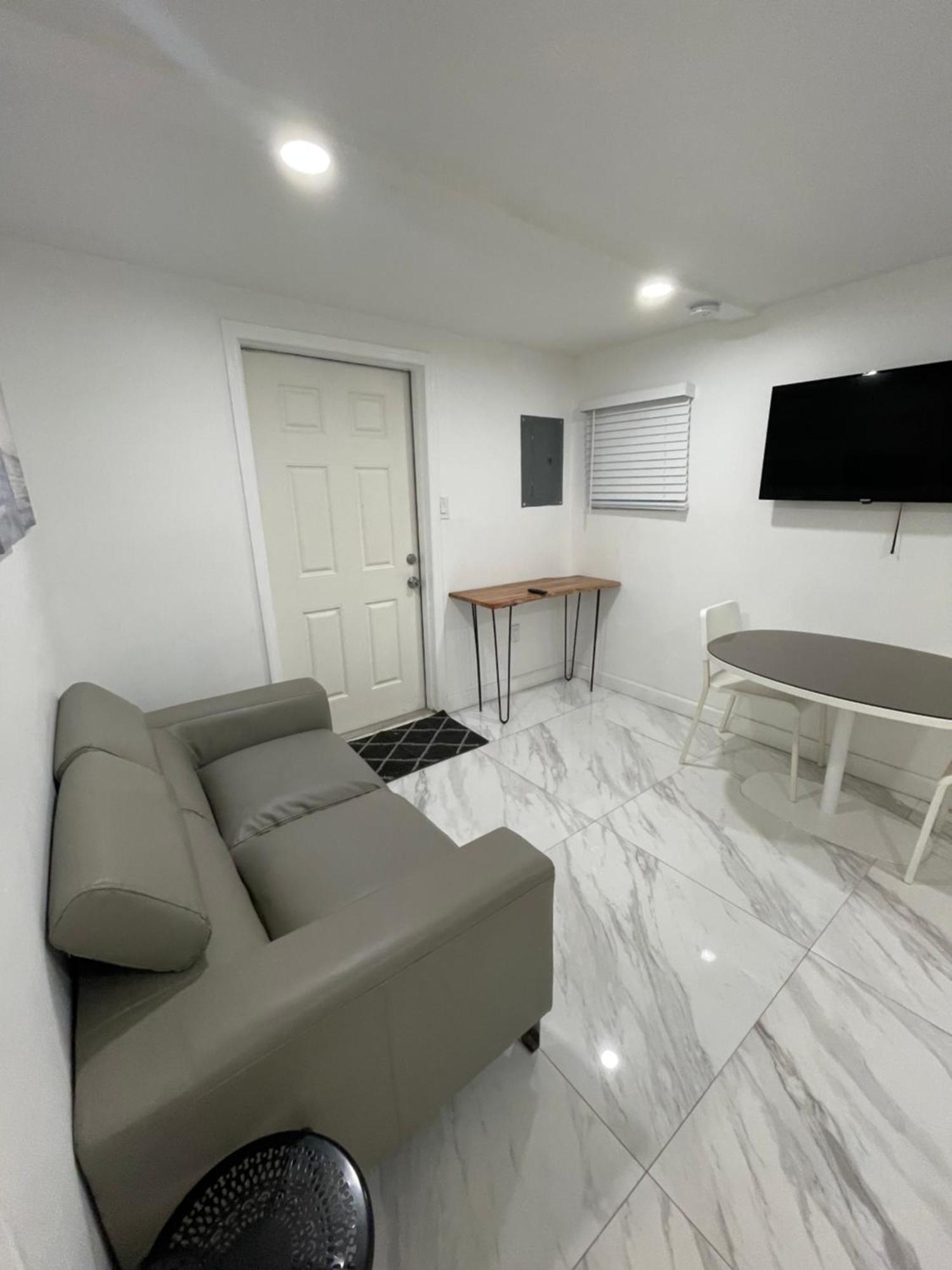 Apartment Downtown Ftl On The River