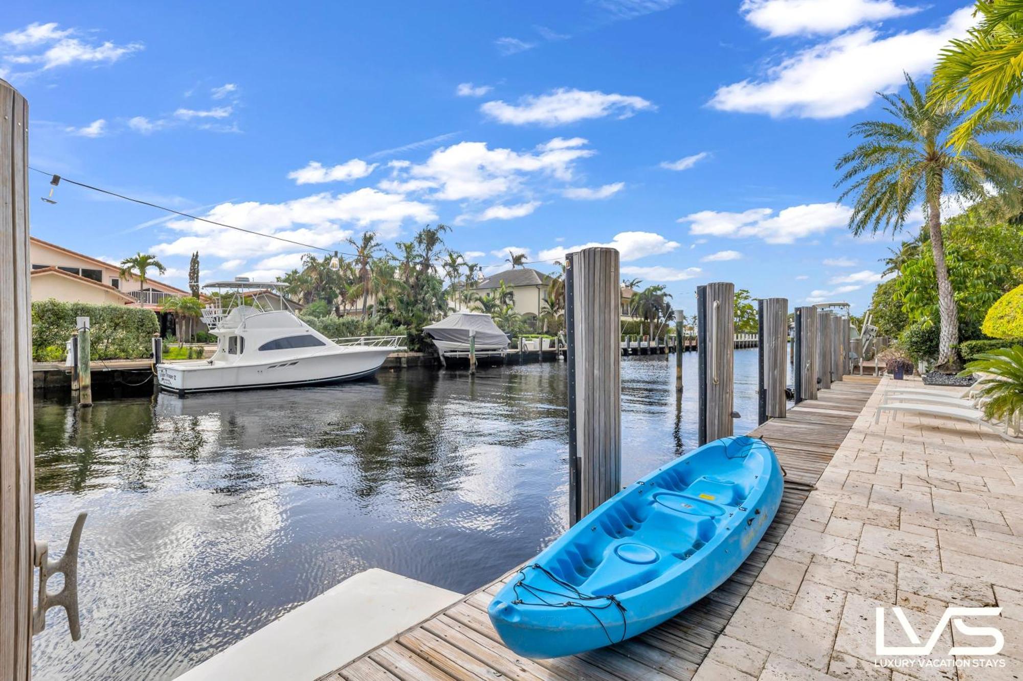 New Royal 80ft Waterfront Wlk2beach Hotpool Kitchenbbq Holiday home Fort Lauderdale