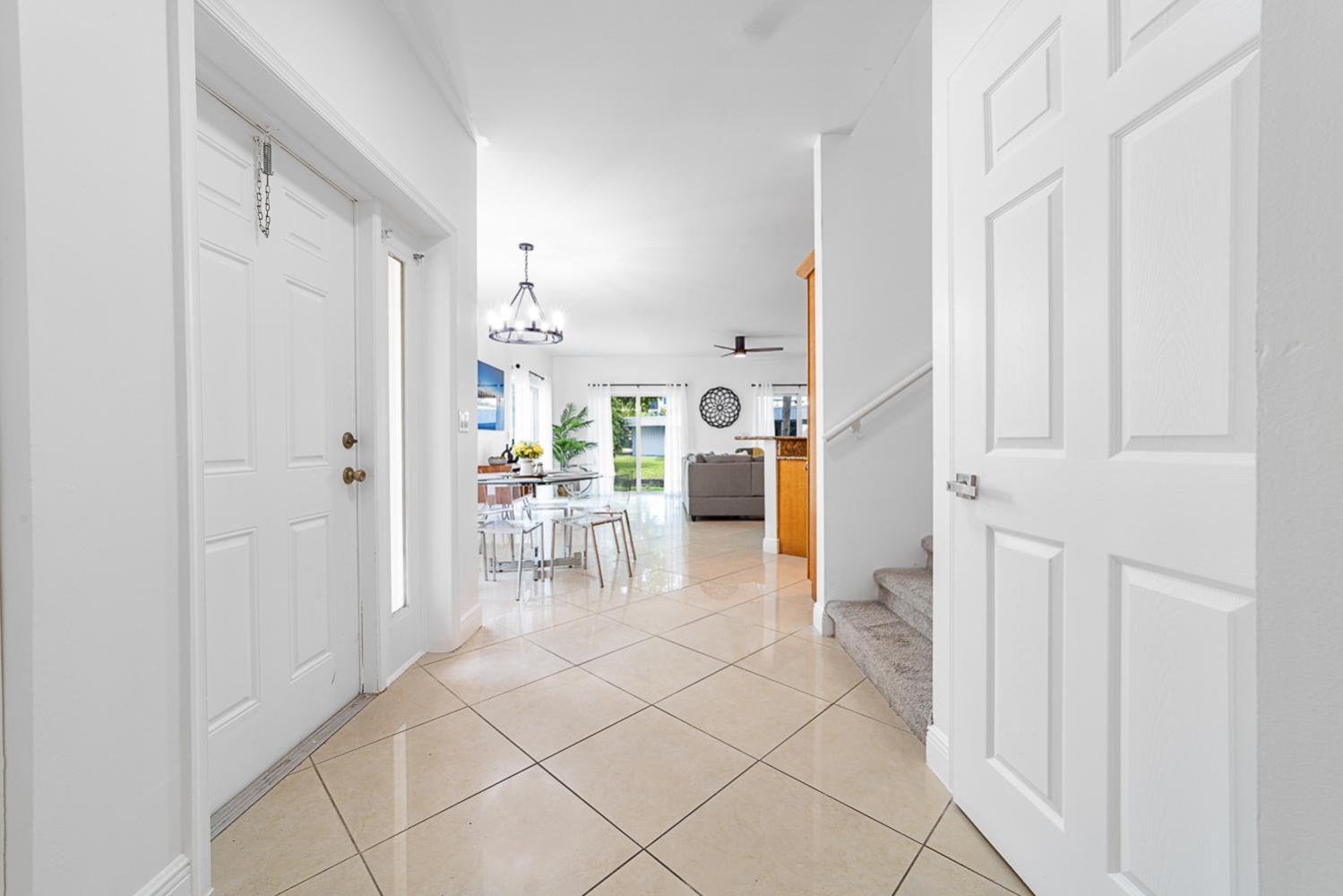 Lakeside 4br/2.5ba Oakland Oasis - 15 Mins To Dt! Villa