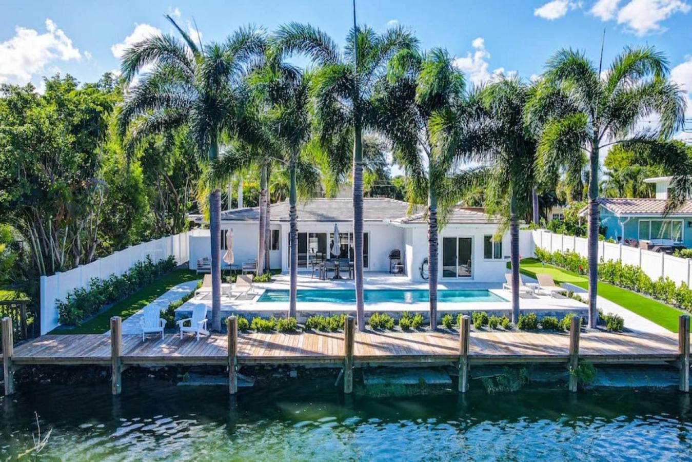 Lakefront Family Fun With Private Dock 3br 2b Fort Lauderdale