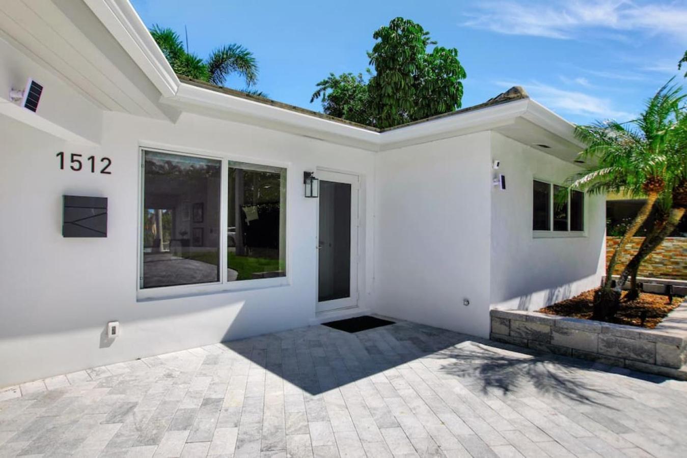 Holiday home Lakefront Family Fun With Private Dock 3br 2b Fort Lauderdale