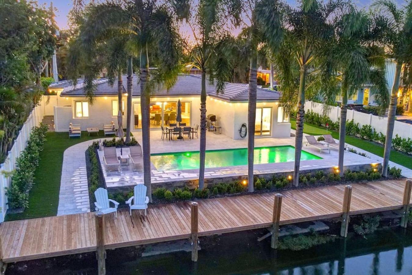 Lakefront Family Fun With Private Dock 3br 2b * Fort Lauderdale