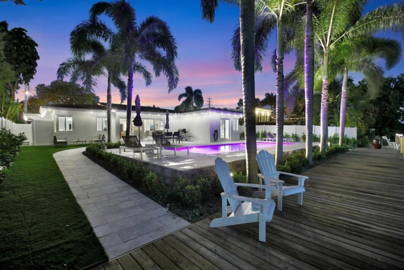 Holiday home Lakefront Family Fun With Private Dock 3br 2b Fort Lauderdale