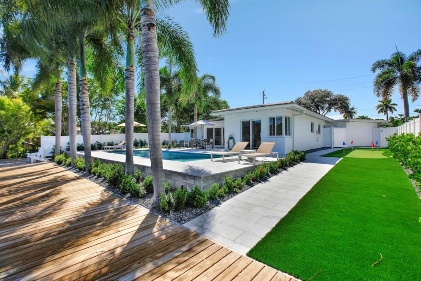 Holiday home Lakefront Family Fun With Private Dock 3br 2b Fort Lauderdale
