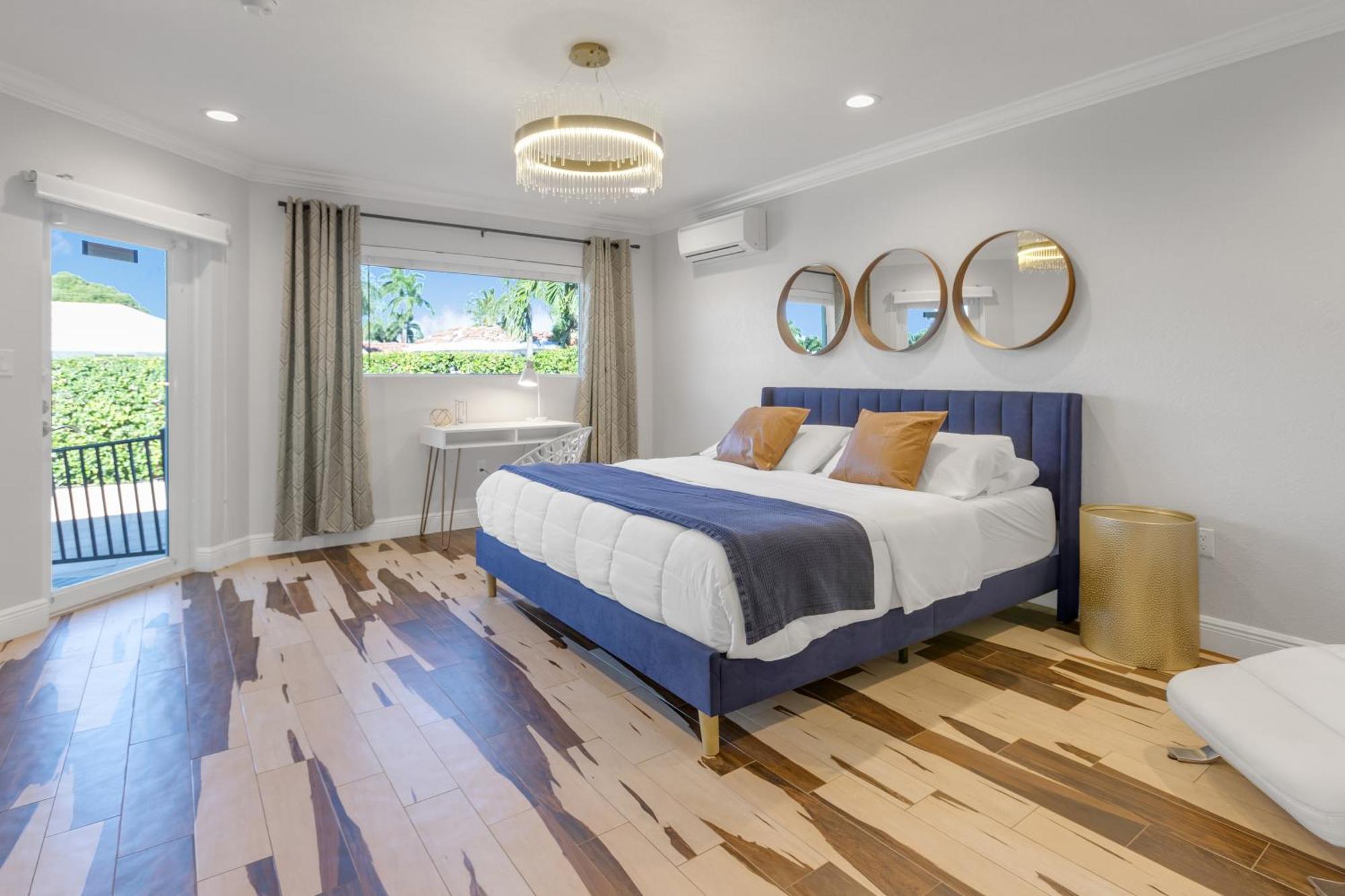 Villa Paradise Lux Waterfrnt Villa/ W Boat & Jet Rtl