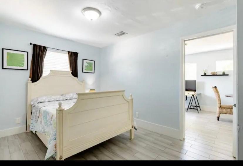 One Bedroom Apt With Private Patio Near Beach Apartment Fort Lauderdale