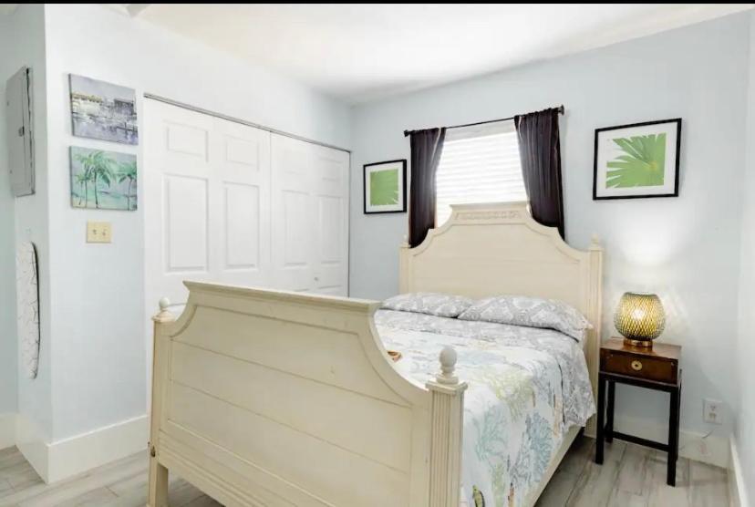 One Bedroom Apt With Private Patio Near Beach Fort Lauderdale