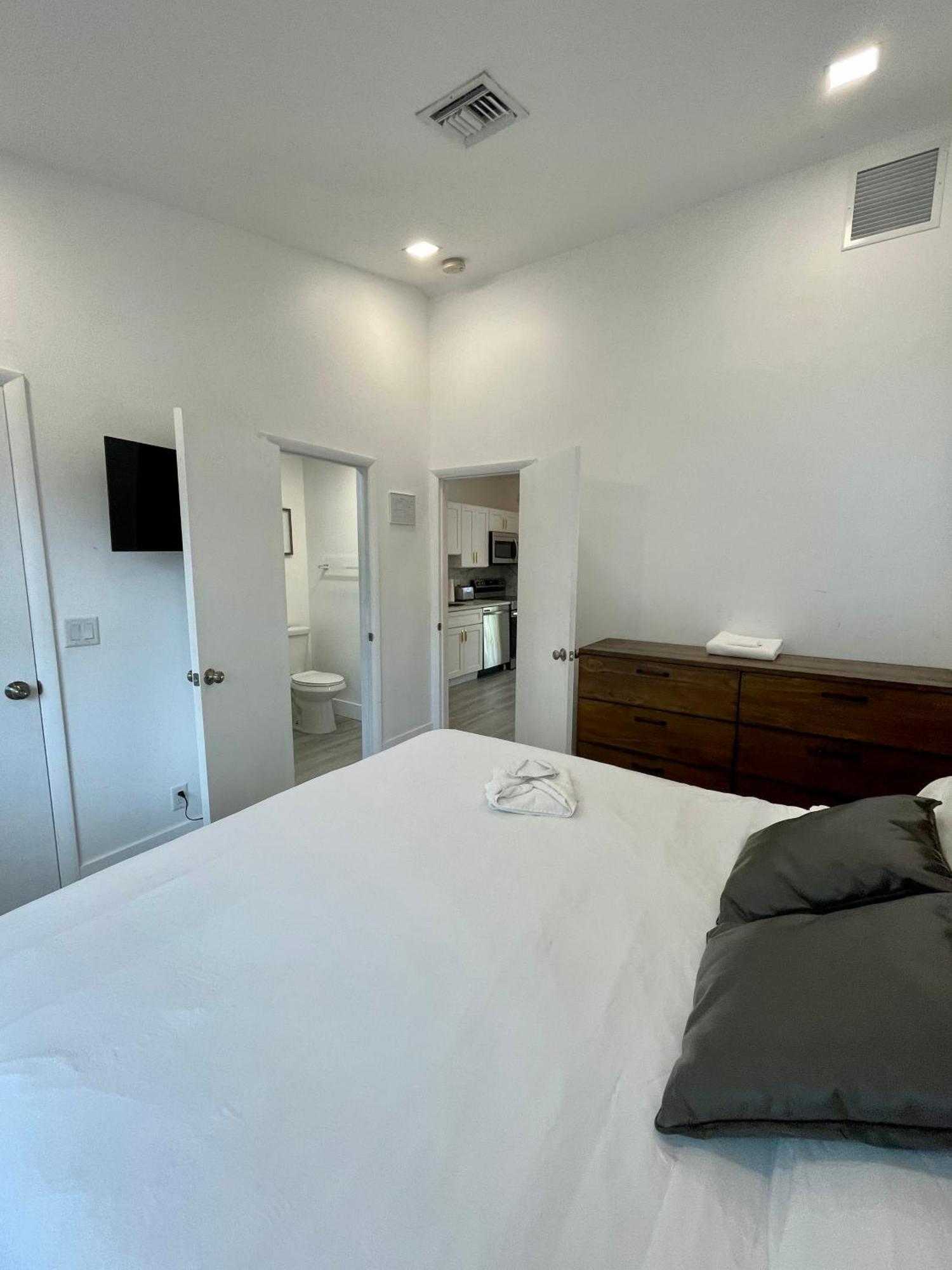 Modern Riverview * Fort Lauderdale