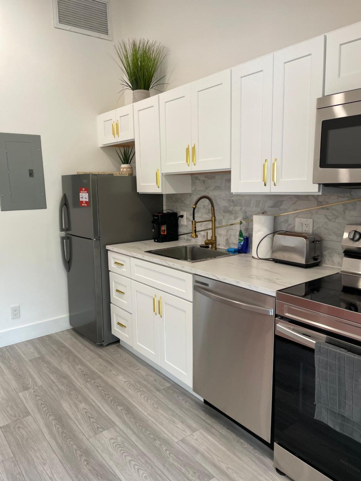 Modern Riverview Apartment
