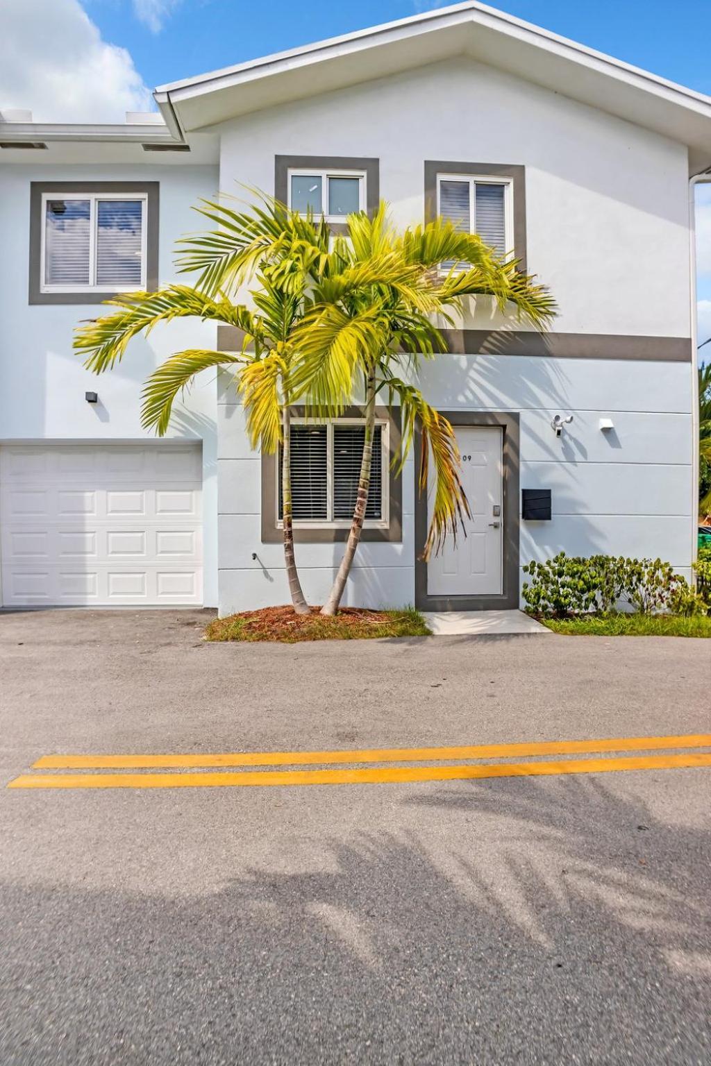 Sistrunk Shades #3 - Brand New Townhomes Downtown Lauderdale Villa *