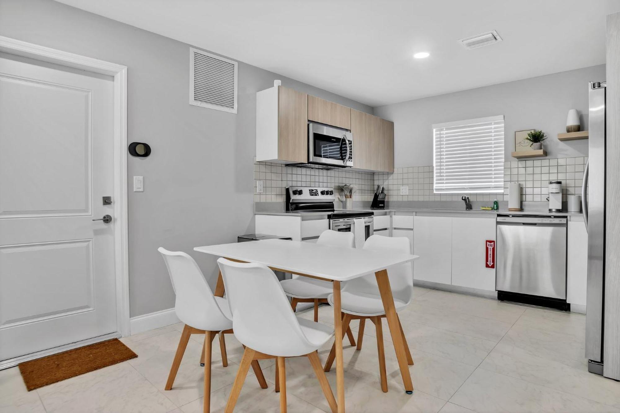 Sistrunk Shades #3 - Brand New Townhomes Downtown Lauderdale * Fort Lauderdale