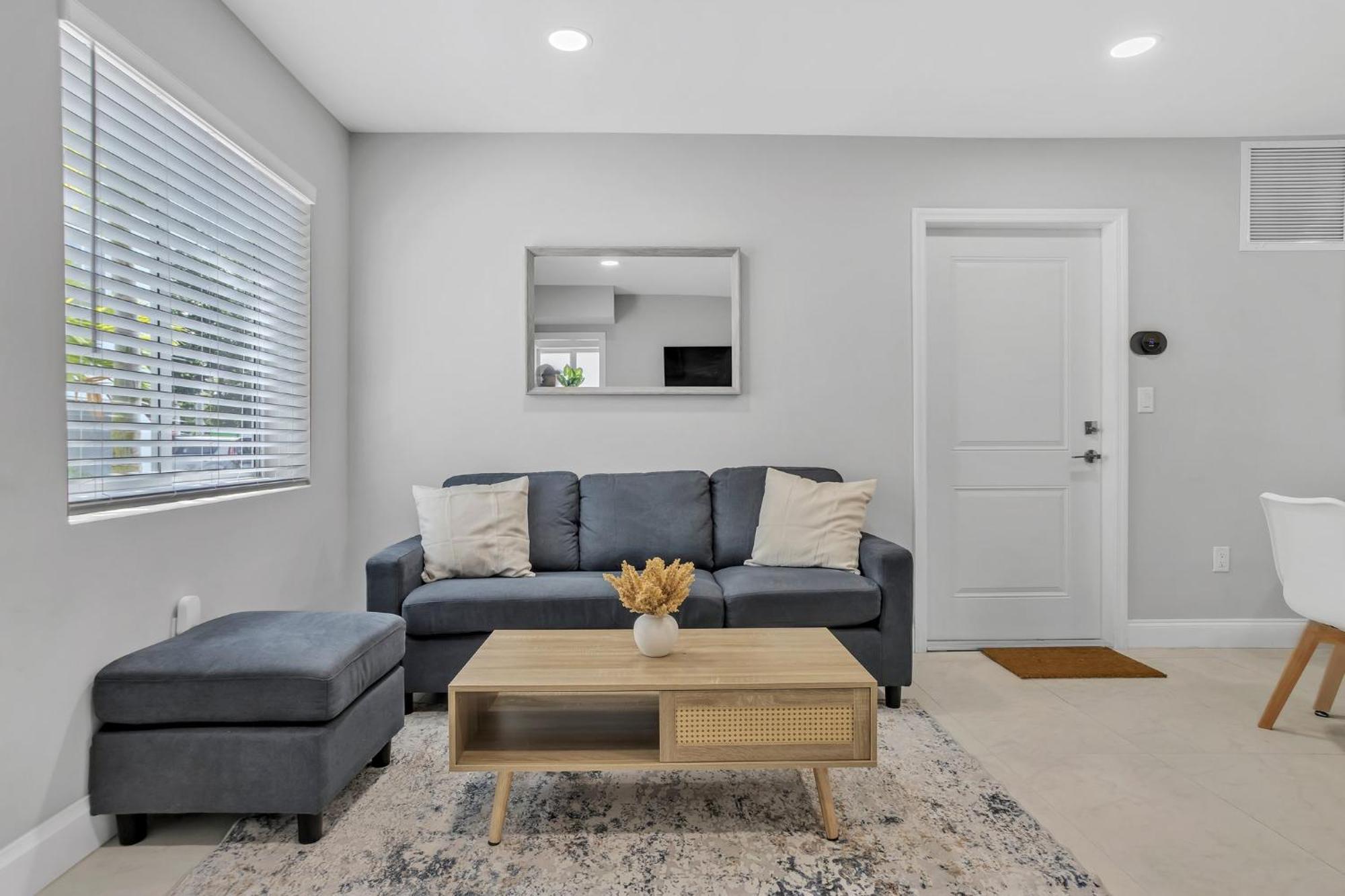 Villa Sistrunk Shades #3 - Brand New Townhomes Downtown Lauderdale *