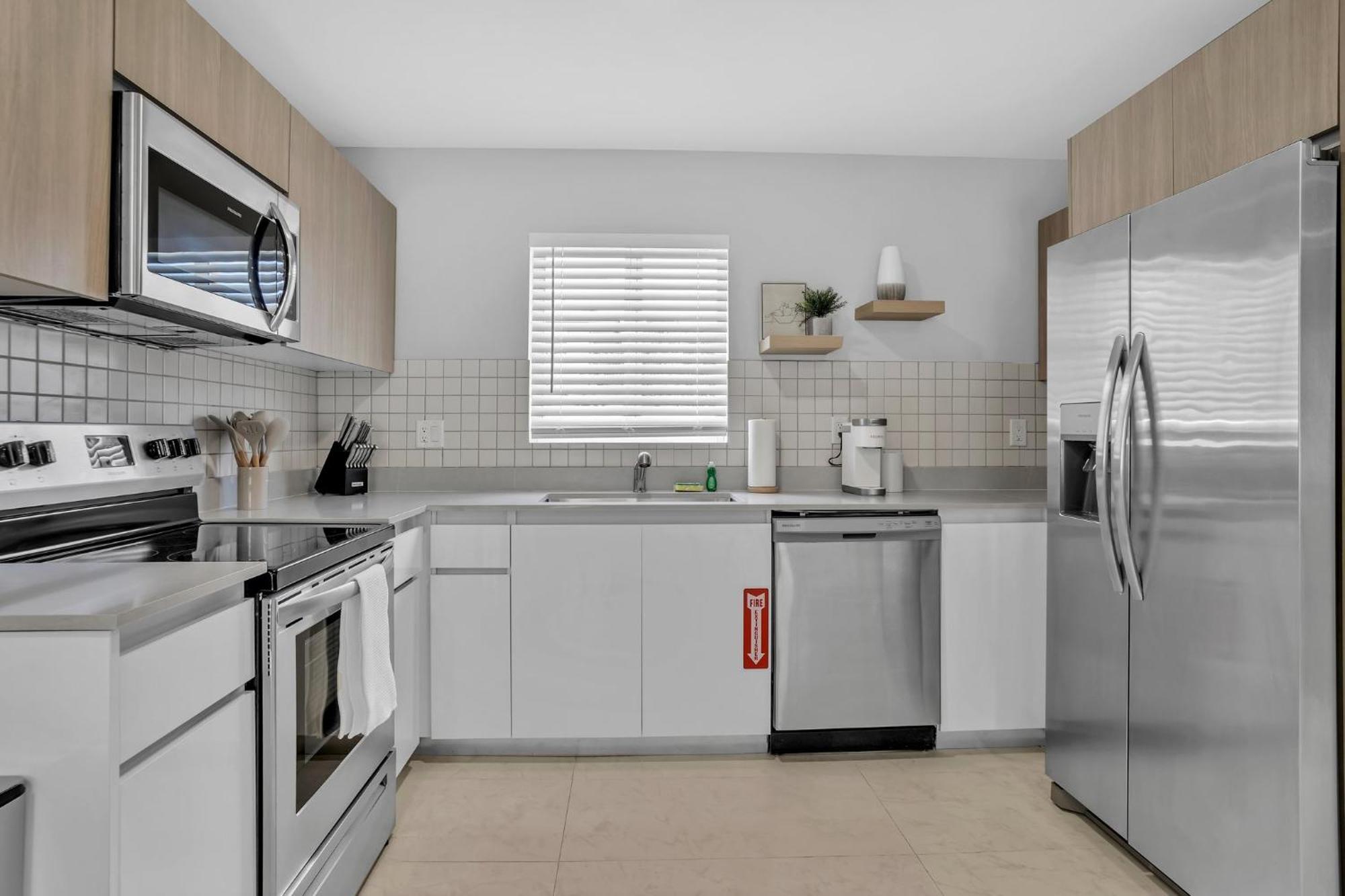 Villa Sistrunk Shades #3 - Brand New Townhomes Downtown Lauderdale *