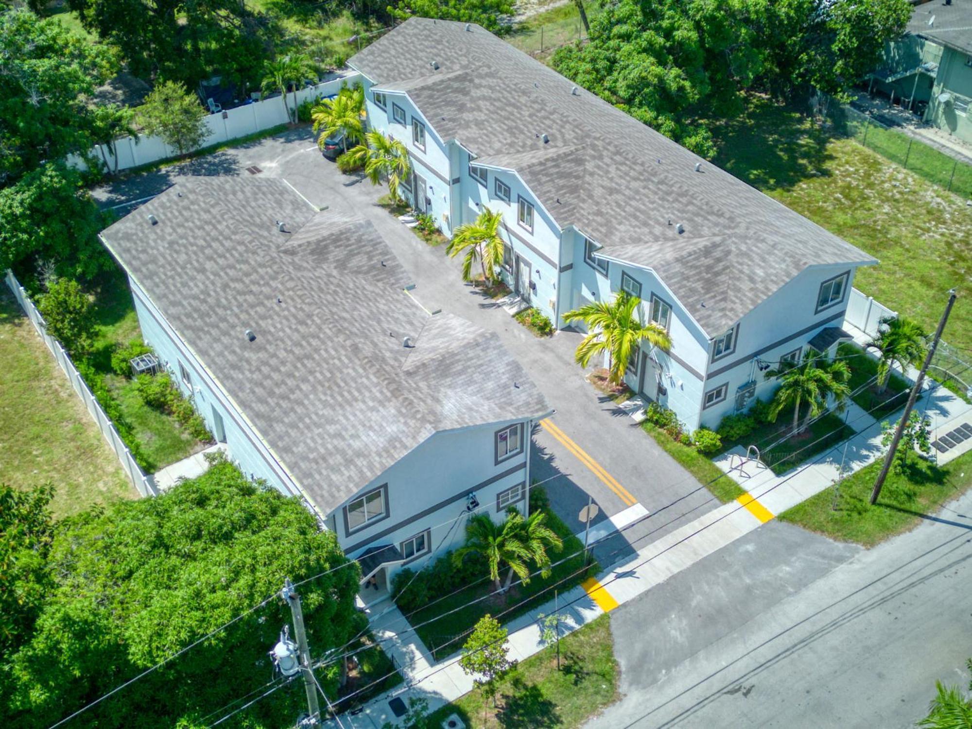 Sistrunk Shades #3 - Brand New Townhomes Downtown Lauderdale *