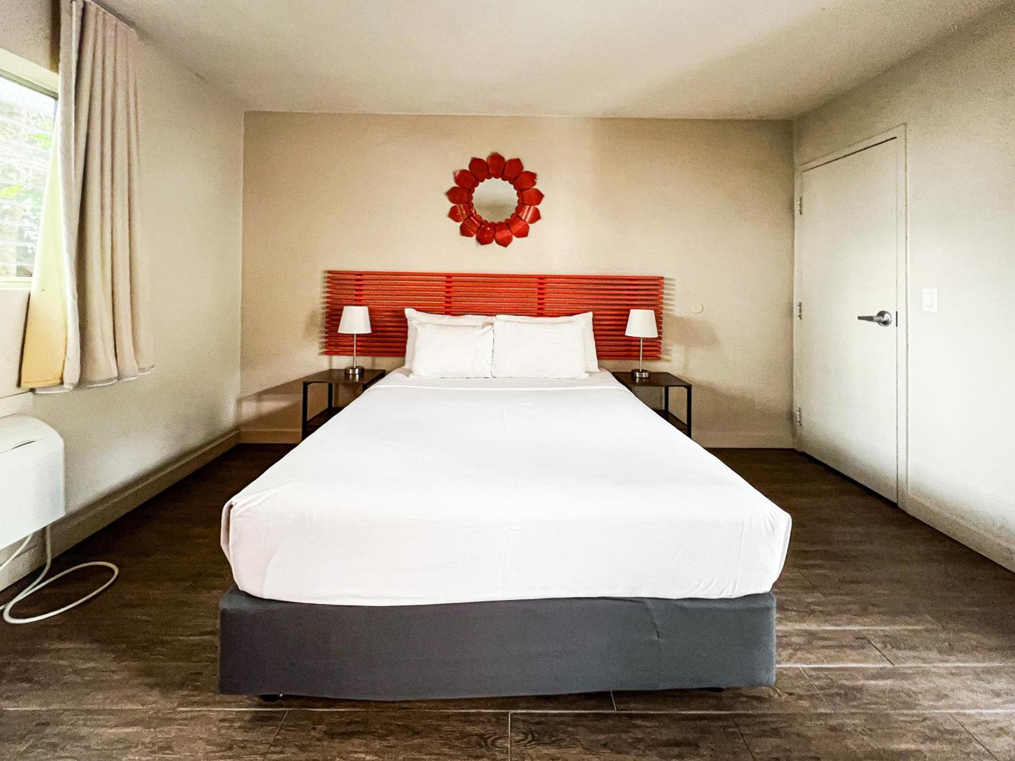 Winterset Hotel 2*