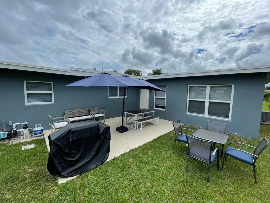 Sweet Escape 5 Br/2ba Min From Airport And Holiday home