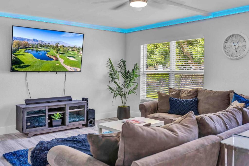 Sweet Escape 5 Br/2ba Min From Airport And