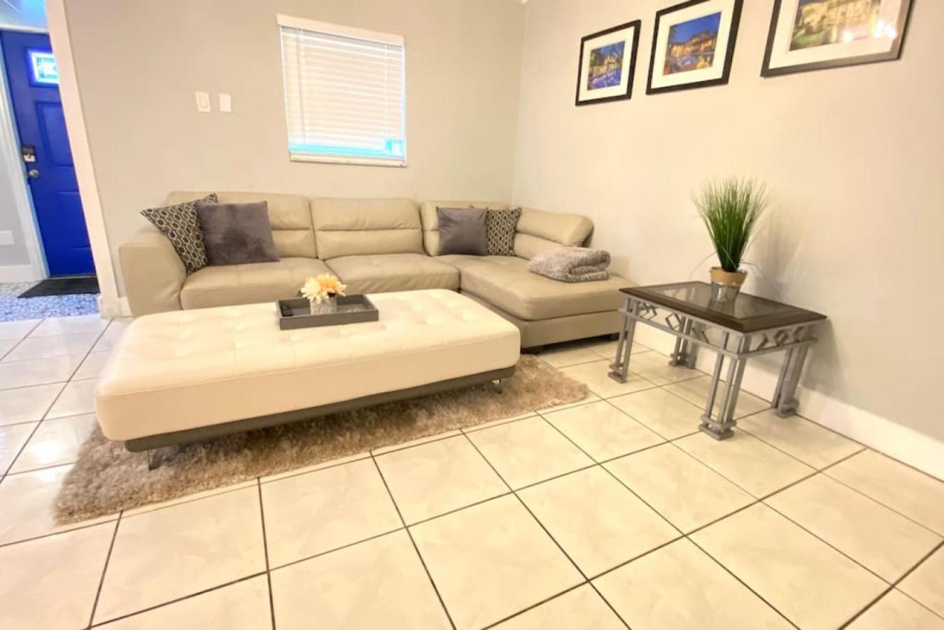 Great Location Pool W Pool Table 5br *