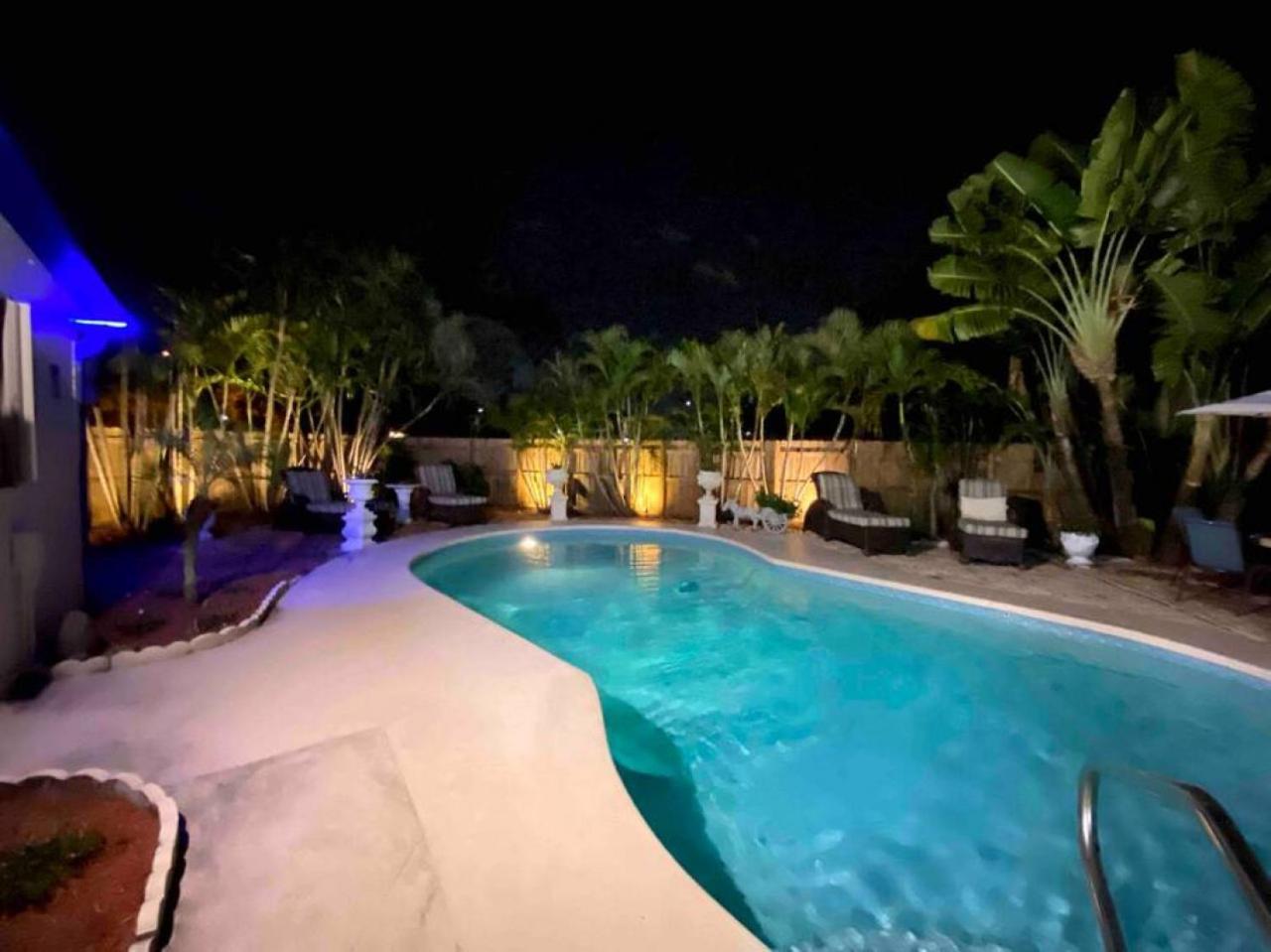 Great Location Pool W Pool Table 5br Holiday home Fort Lauderdale