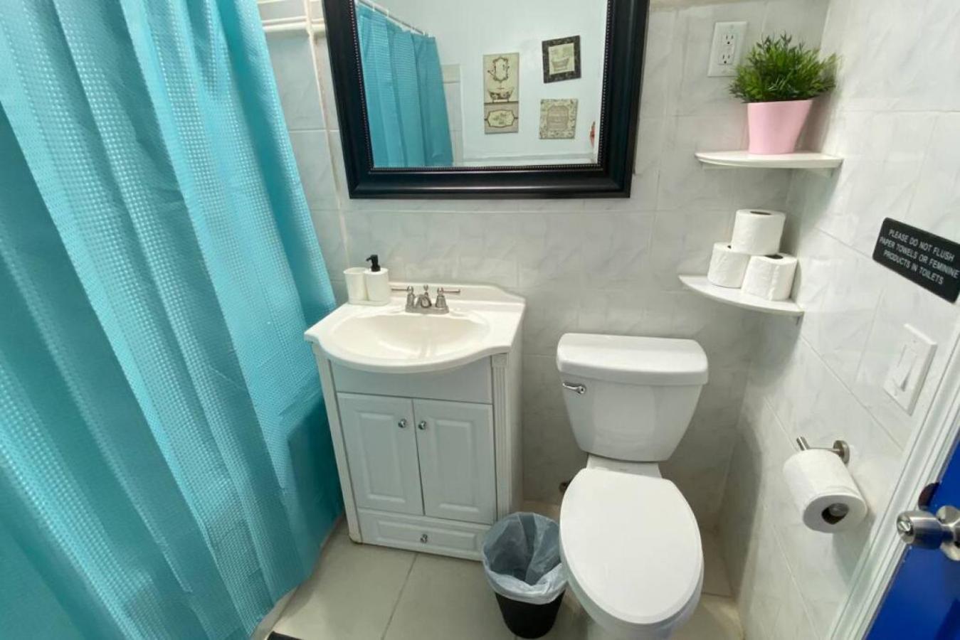 Holiday home Great Location Pool W Pool Table 5br *