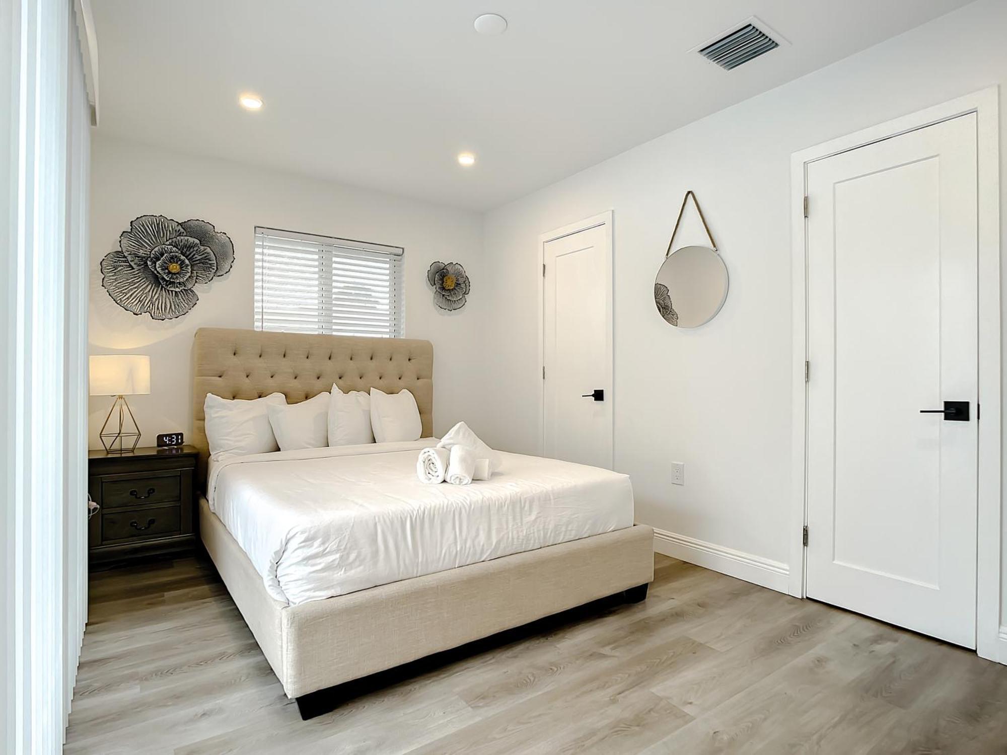 Luxe 6 Bed Heated Pool I 5 Min To I Bbq Holiday home Fort Lauderdale