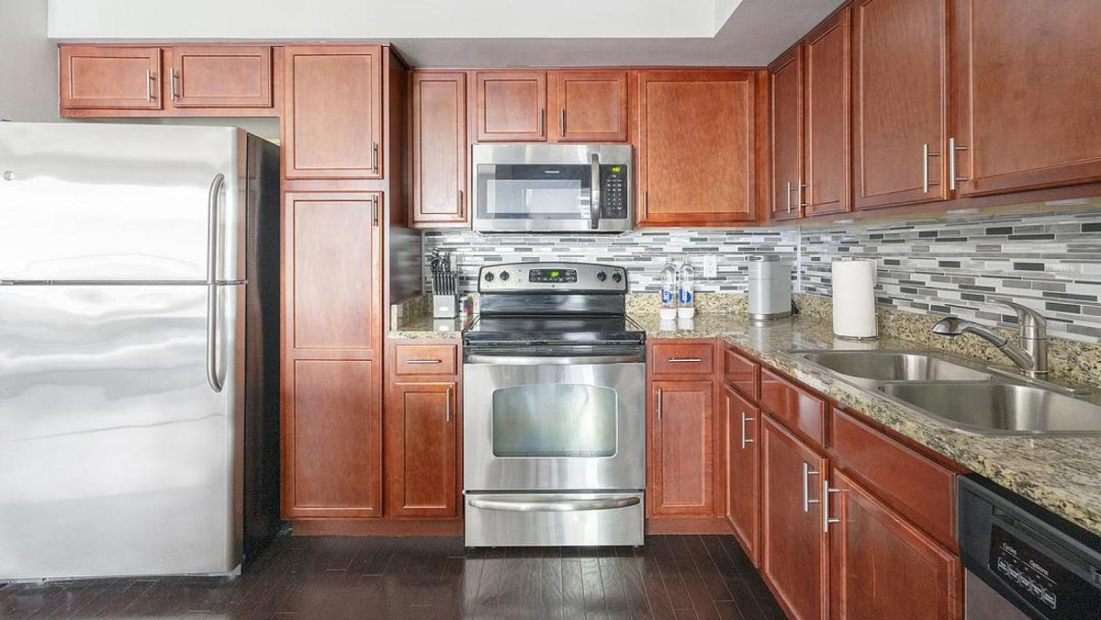 Landing Modern With Amazing Amenities Fort Lauderdale