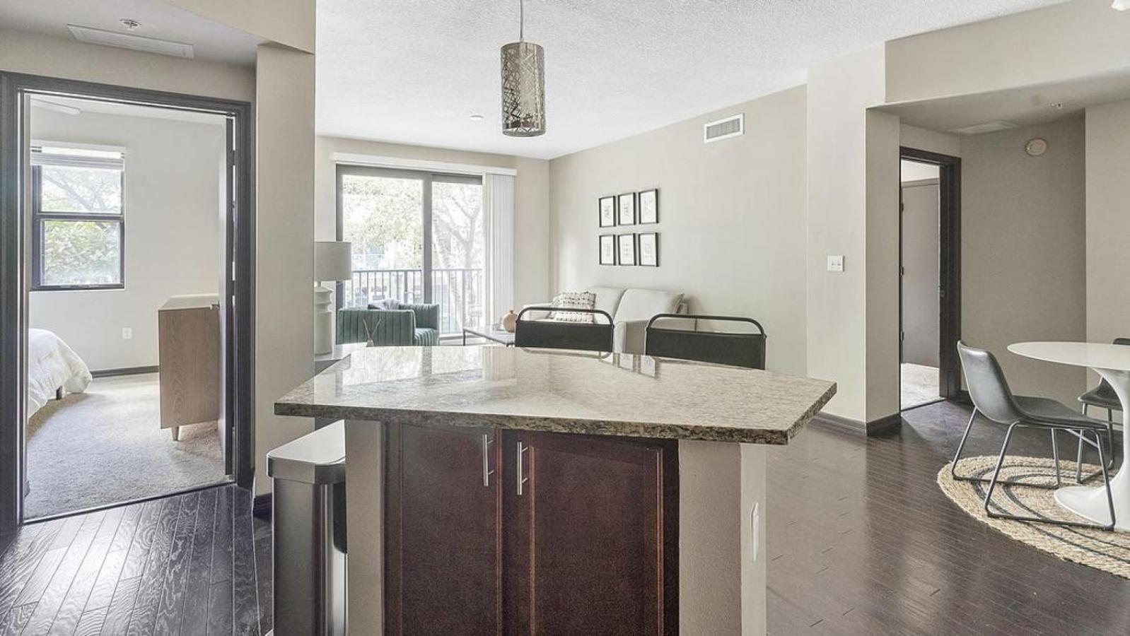 Landing Modern With Amazing Amenities * Fort Lauderdale