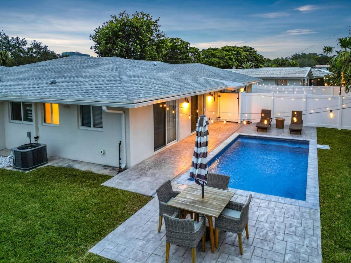 Holiday home Luxe 6 Bed Heated Pool I 5 Min To I Bbq *