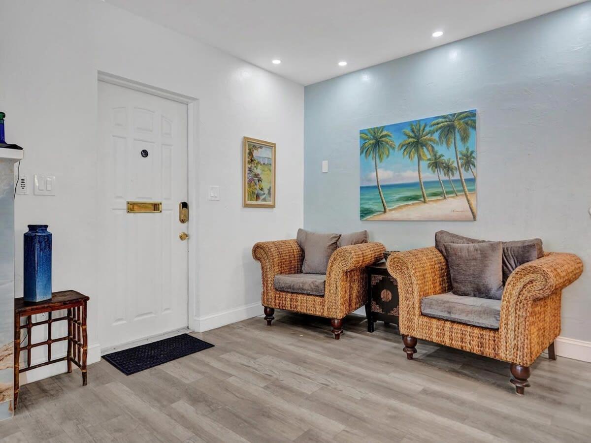 5 Minute Walk To The Fort Lauderdale