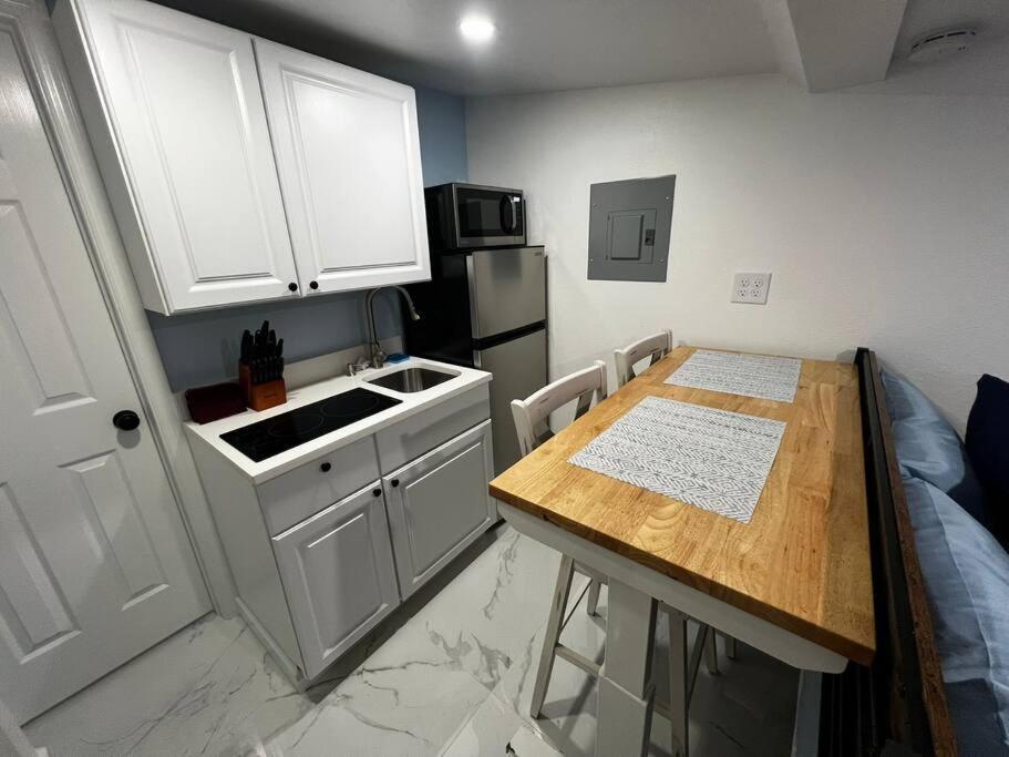 Apartment Coastal Cove *5 Min To Beach* Fort Lauderdale